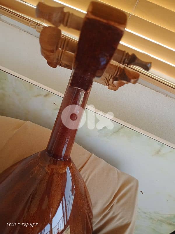 عود جميل جدا ممتاز  بسعر مناسب ومخفض جدا انتزوا الفرصة 17