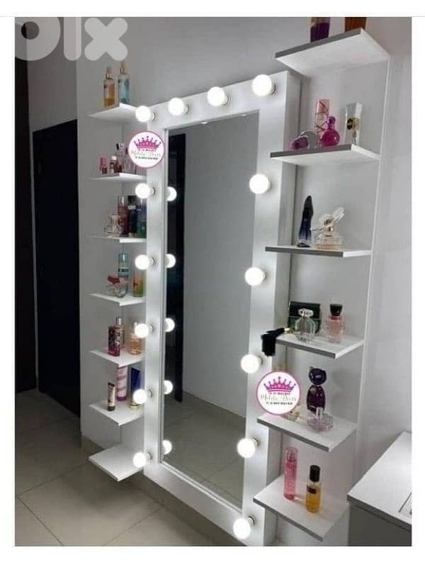 برواز مراية مع بكسين رفوف جديدة من المعمل بافضل الاسعار 0