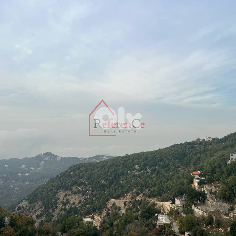 New building for sale in Chahtoul مبنى جديد للبيع في شحتول 1