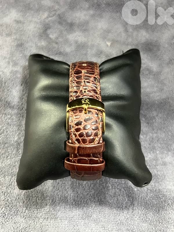 ساعة يد نسائية ROVINA 1