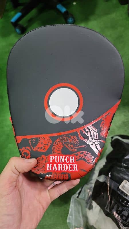 Martial Arts Geo Gym Equipment معدات رياضية متنوعة 3