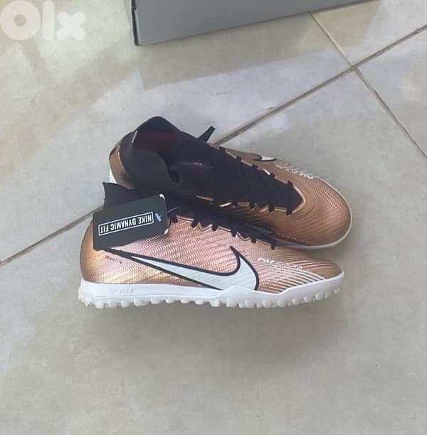 Grab It Now! Perfect Football shoes Nike Vapor 15 TF 1