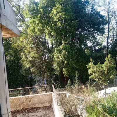 Apartment For Sale In Mechmech - شقة للبيع في مشمش