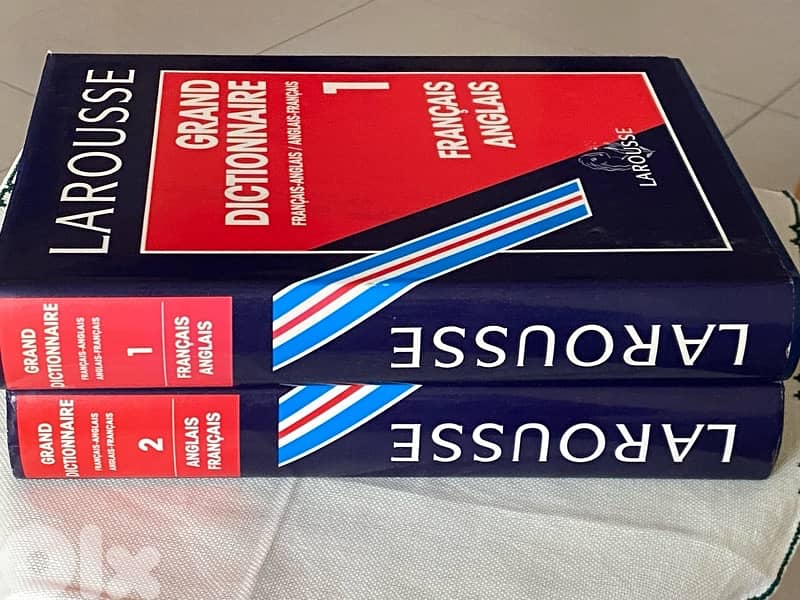 Grand Dictionnaire - Larousse 1
