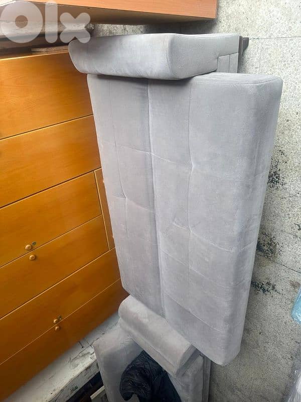 طقم كنبايات شغل istikbal تركي بفتح صندوق وتخت كتير مرتب 4