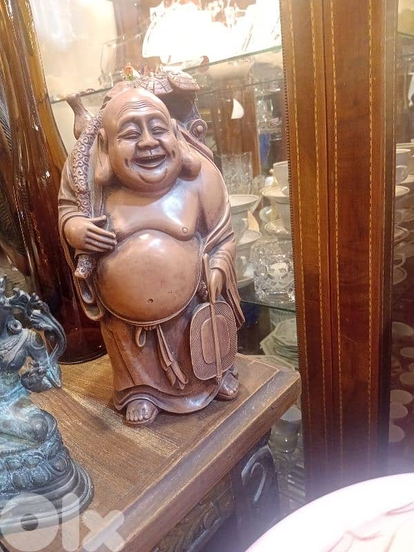 تمثال بوودا قديم 1