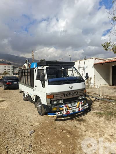 تويوتا أخرى 1995