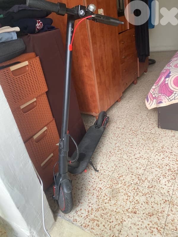 electric scooter 0