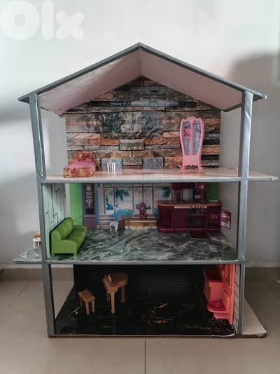 Doll House