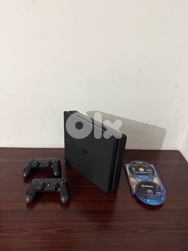 Playstation 4 (Ps4) 500Gb (Slim) (Never repaired) 0