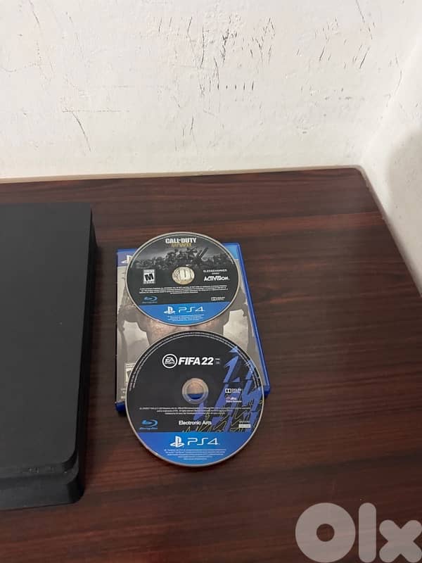 Playstation 4 (Ps4) 500Gb (Slim) (Never repaired) 1