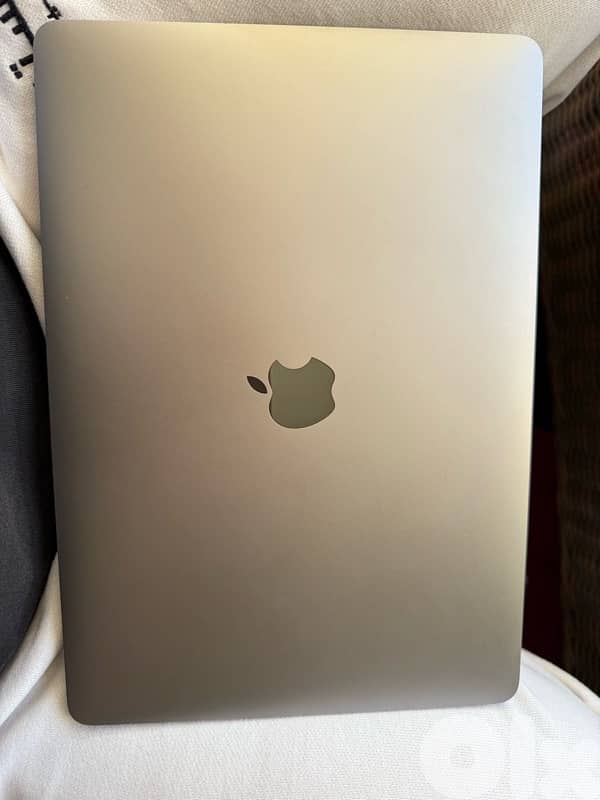 Macbook Pro M2 1