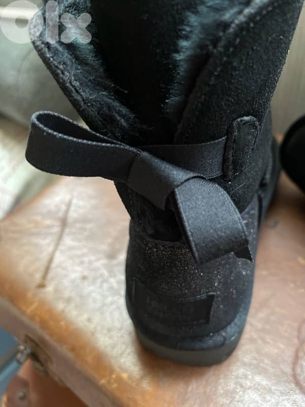 NEW IN TAG SUEDE UGG 7