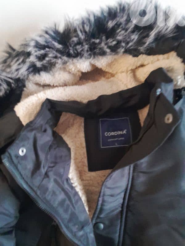 Turkish coat field black with fur capushon. 3