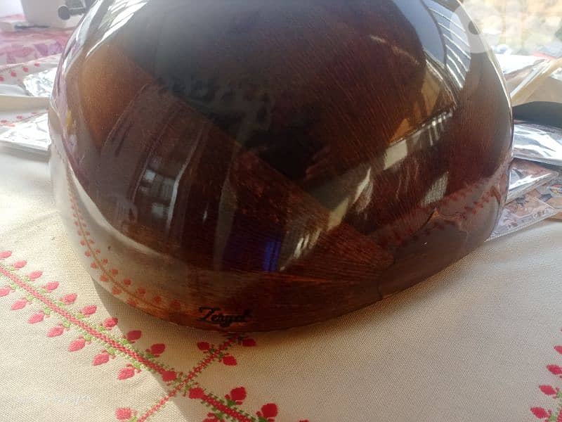 عود  بسعر 110$ فقط مع شنطة وريش 7