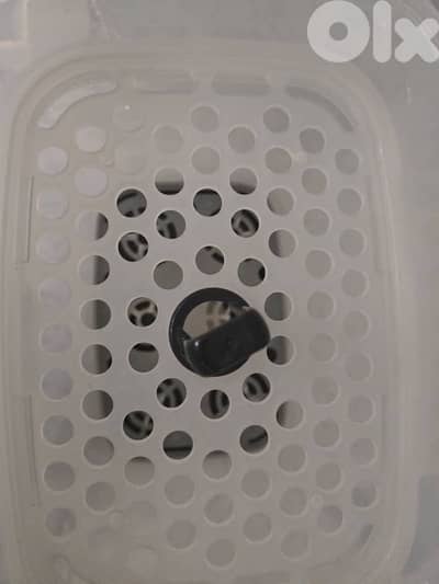 معقّم قناني Tommee Tippee كهربائي – بحالة ممتازة