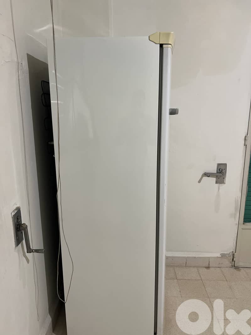 ثلاجة مستخدمة جديدة 1