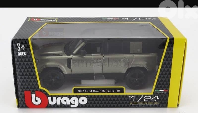 Land Rover Defender 110 diecast car model 1;24 4
