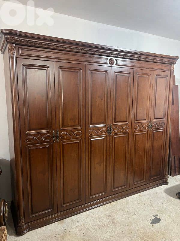 أوضة نوم ملوكية صناعة ماليزيا مستعملة بحالة جديدة 10