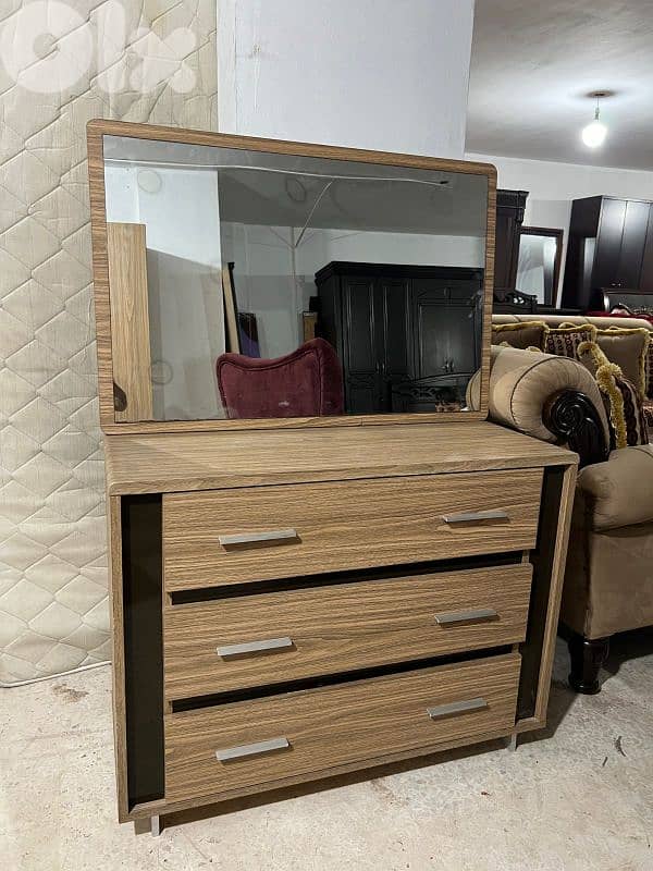 أوضة نوم صناعة تركيا مستعملة بحالة جديدة 2