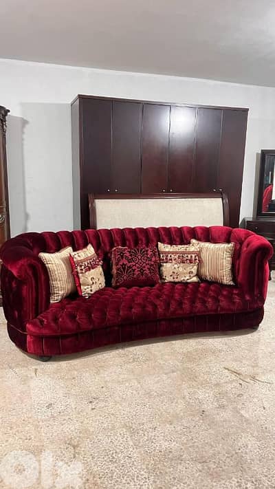 صالون ملكي خشب زان مستعمل بحالة جديدة