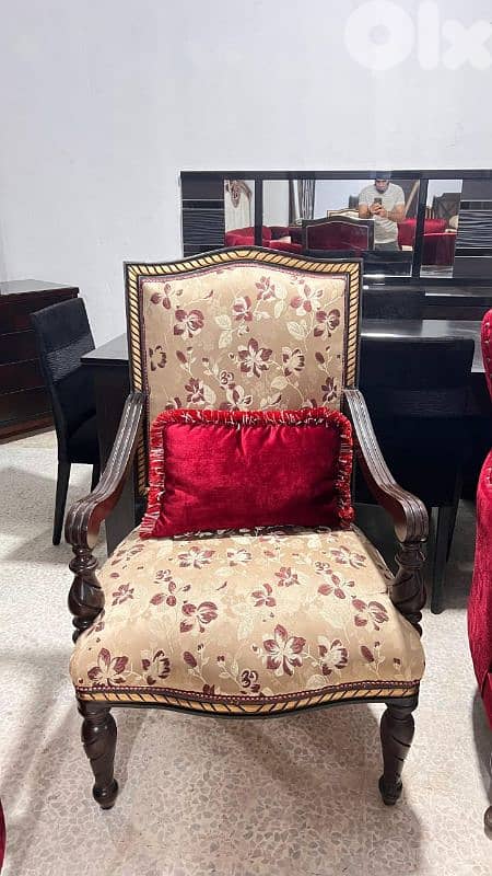 صالون ملكي خشب زان مستعمل بحالة جديدة 9