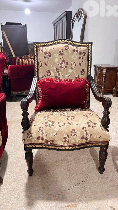 صالون ملكي خشب زان مستعمل بحالة جديدة 13