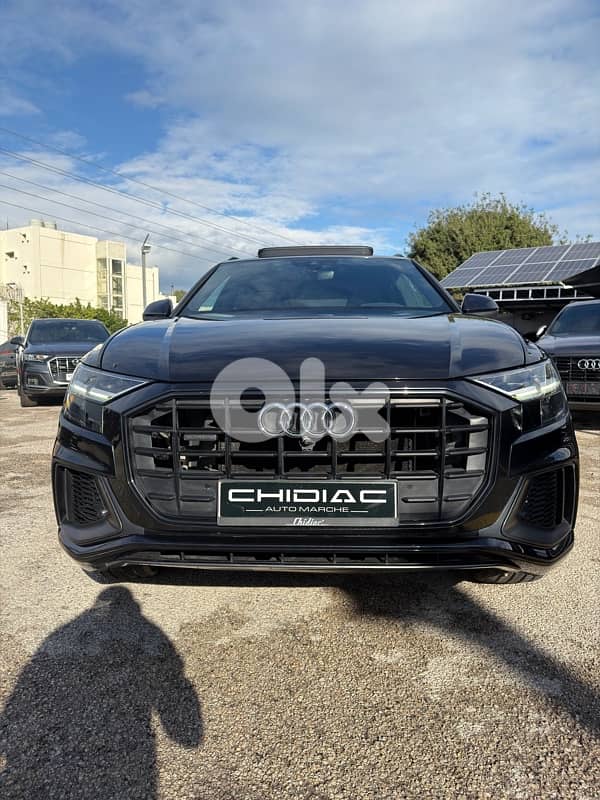 Audi Q8 S LINE 0