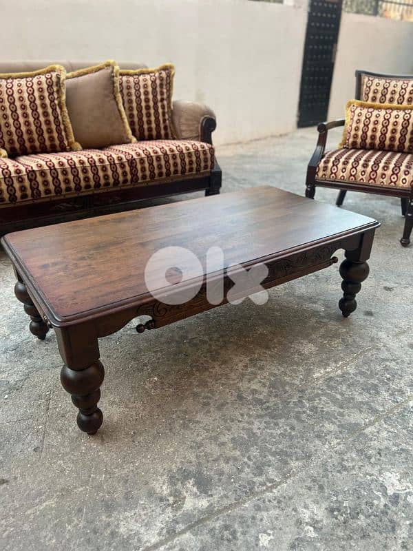 صالون ملكي خشب زان مستعمل بحالة جديدة 7