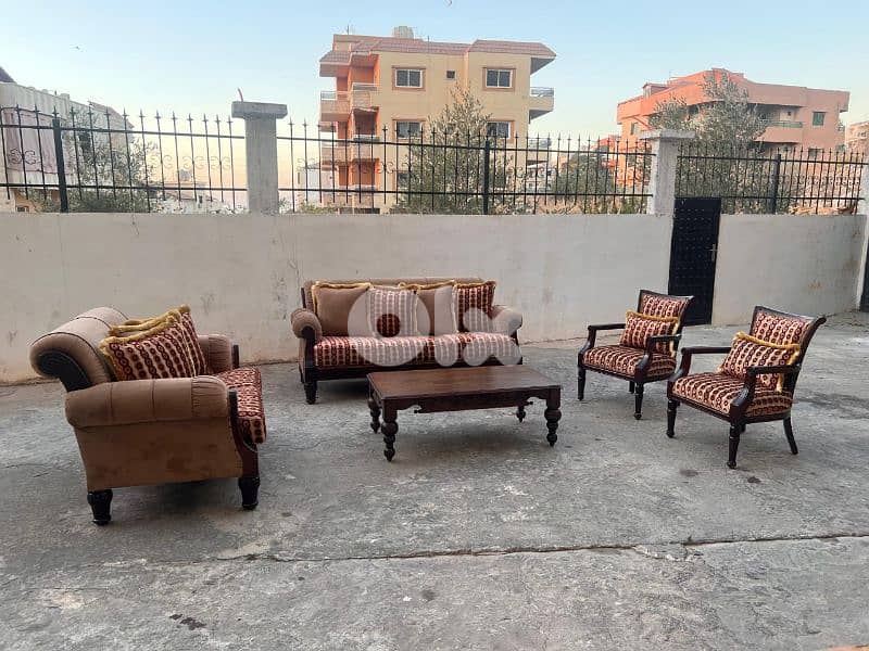 صالون ملكي خشب زان مستعمل بحالة جديدة 8