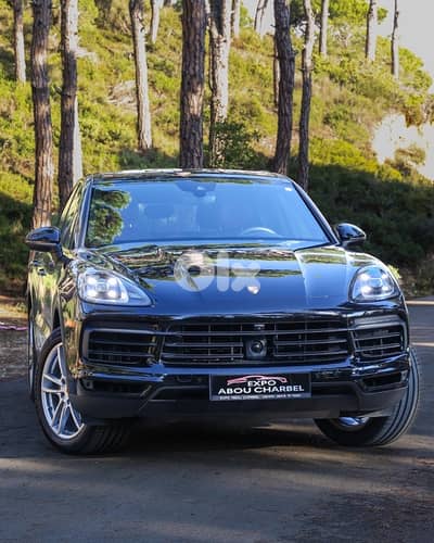 Porsche Cayenne 2019 V6 . Clean Carfax 1-Owner