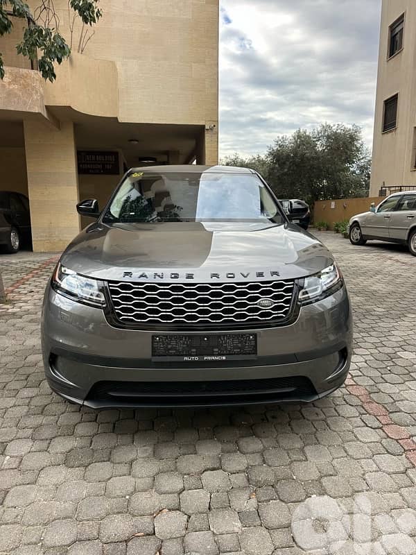 Range Rover Velar V6 P 380 2018 gray on black clean carfax-47000 miles 0