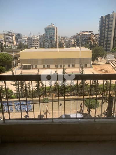 2 beds in a male dorm for rent للرجال أسرة عدد ٢ للإيجار