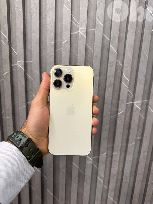 Iphone 14 pro max 256gb Gold 0