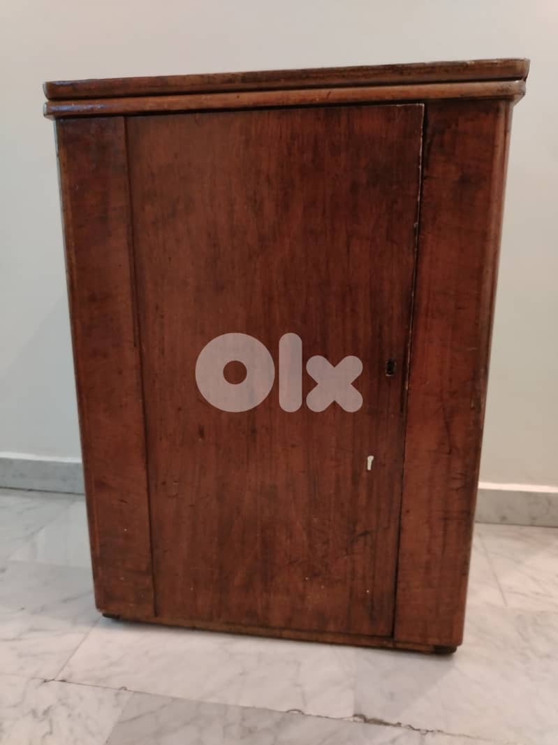 مكنة خياطة 1