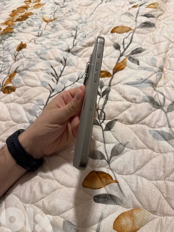 iPhone 15 PM 256GB 90% Battery 1