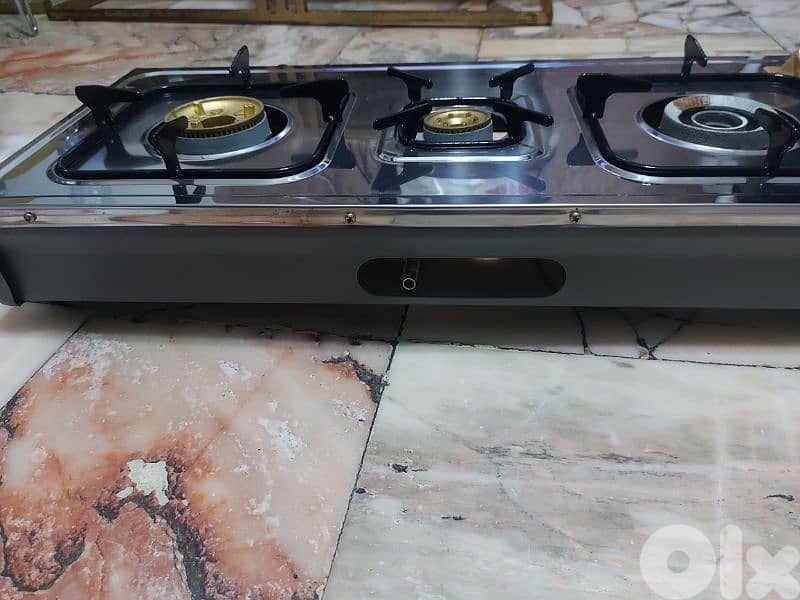 للبيع غاز ٣ عيون ستنلس 1