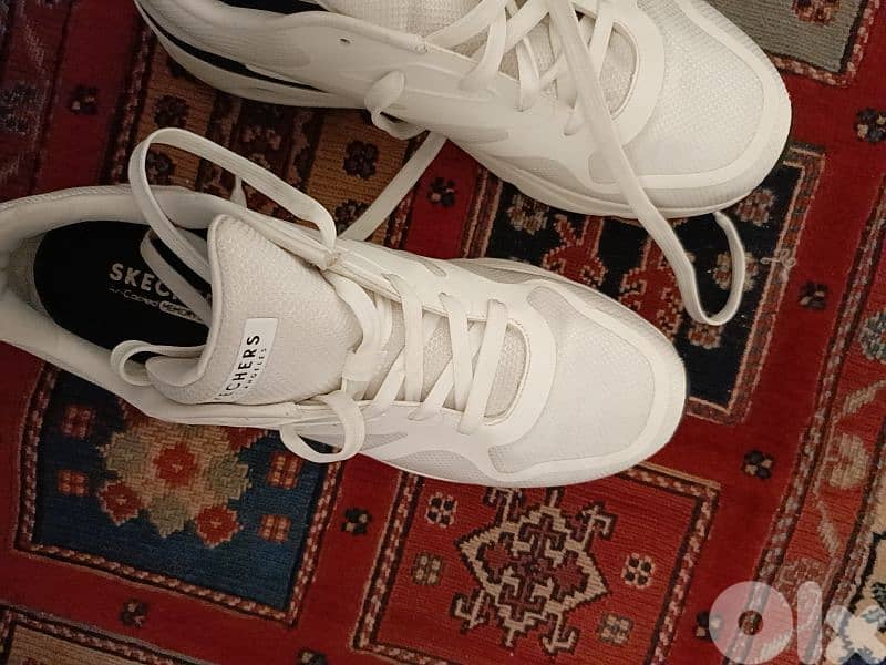 skechers shoes (original) 1