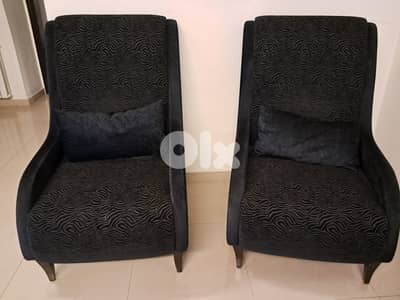 Like New. 2 arm chairs heavy duty . 700$