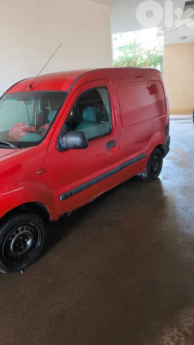 رينو كانجو 1999