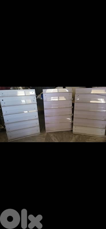 معدات مانيكور وباديكور كاملة بحالة ممتازة – جاهزة للعمل 3