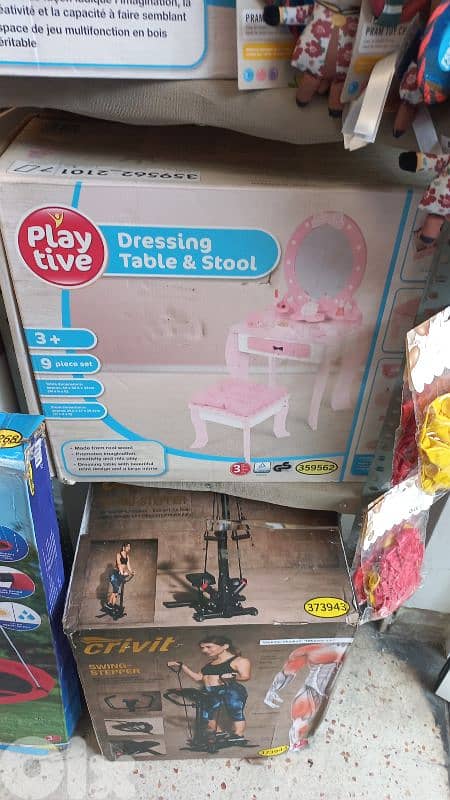 dressing table and stool 0