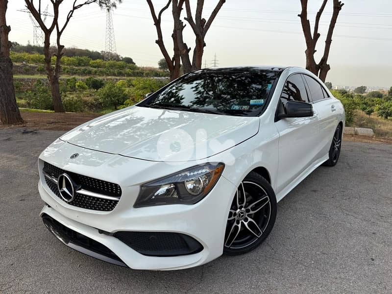 Mercedes CLA 250 4MATIC AMG Line 0