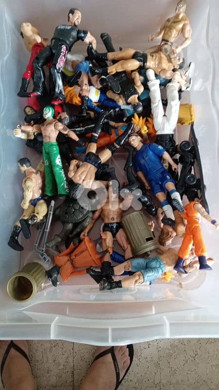 WWE مصارعة – شخصيات + ملحقات + SLAM ATTAX Binder 2