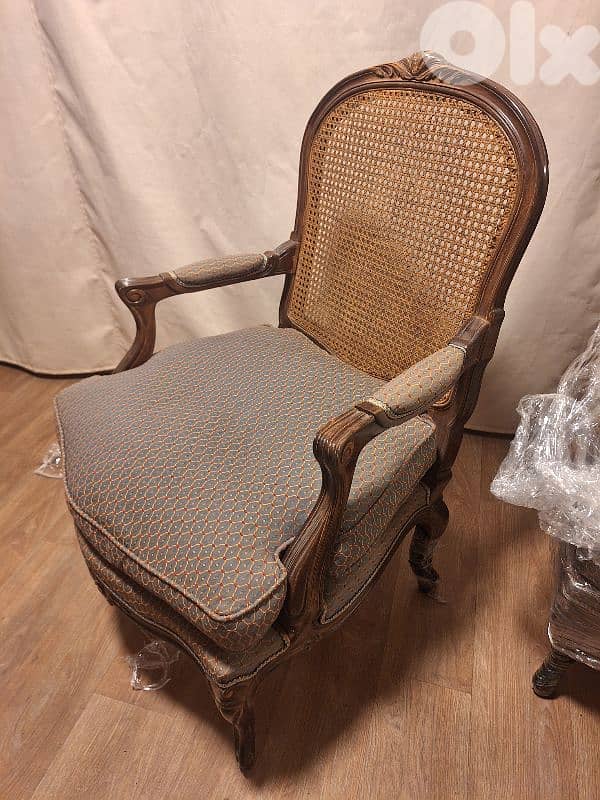 كراسي صالون عدد٢ فوتوي لويس الخامس عشر ضهر مقشش فرنسي ناعم انتيك 2