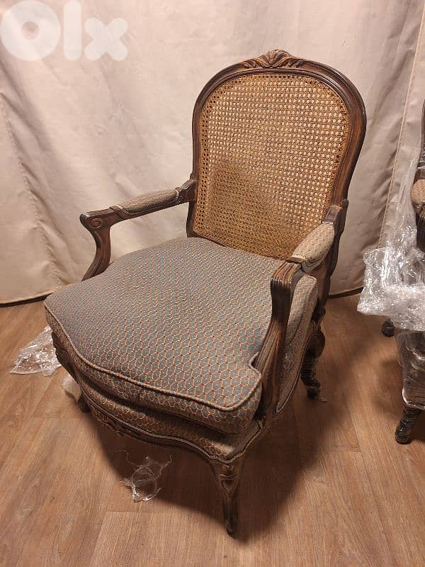 كراسي صالون عدد٢ فوتوي لويس الخامس عشر ضهر مقشش فرنسي ناعم انتيك 5
