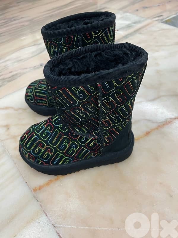 UGG boot 2