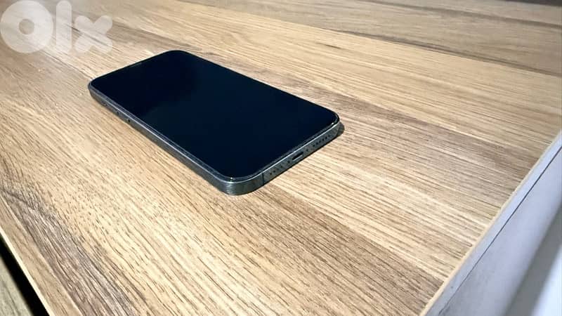 Iphone 12 pro max 128gb - Very Good Condition 4