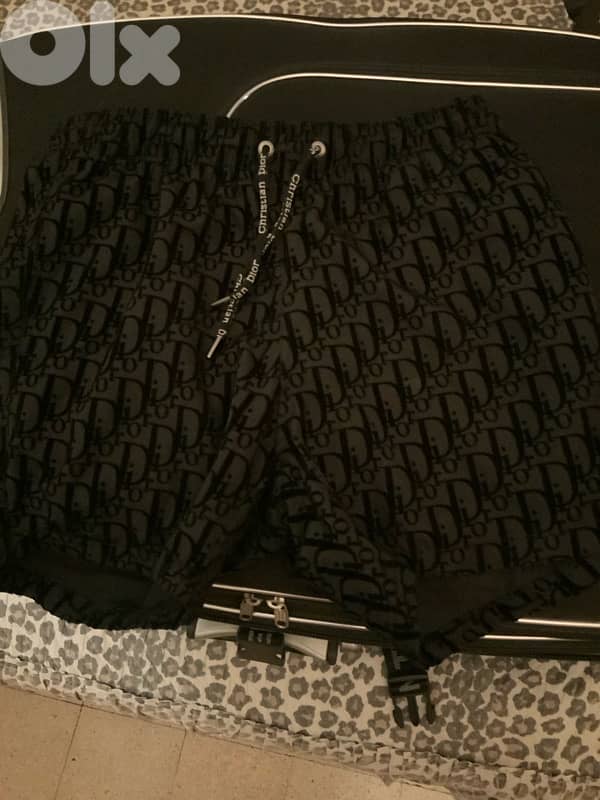 DIOR paris ahort authentic size small 6