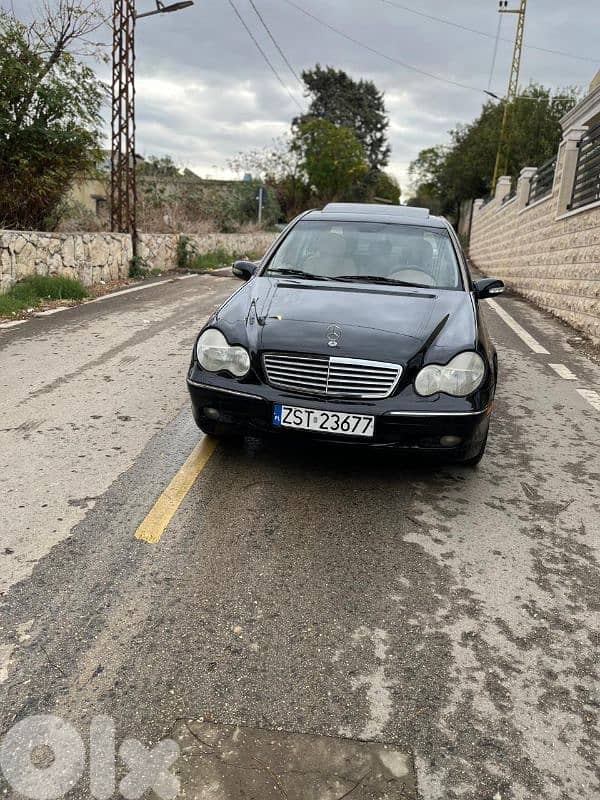 مرسيدس بنز سي-كلاس 2002 0